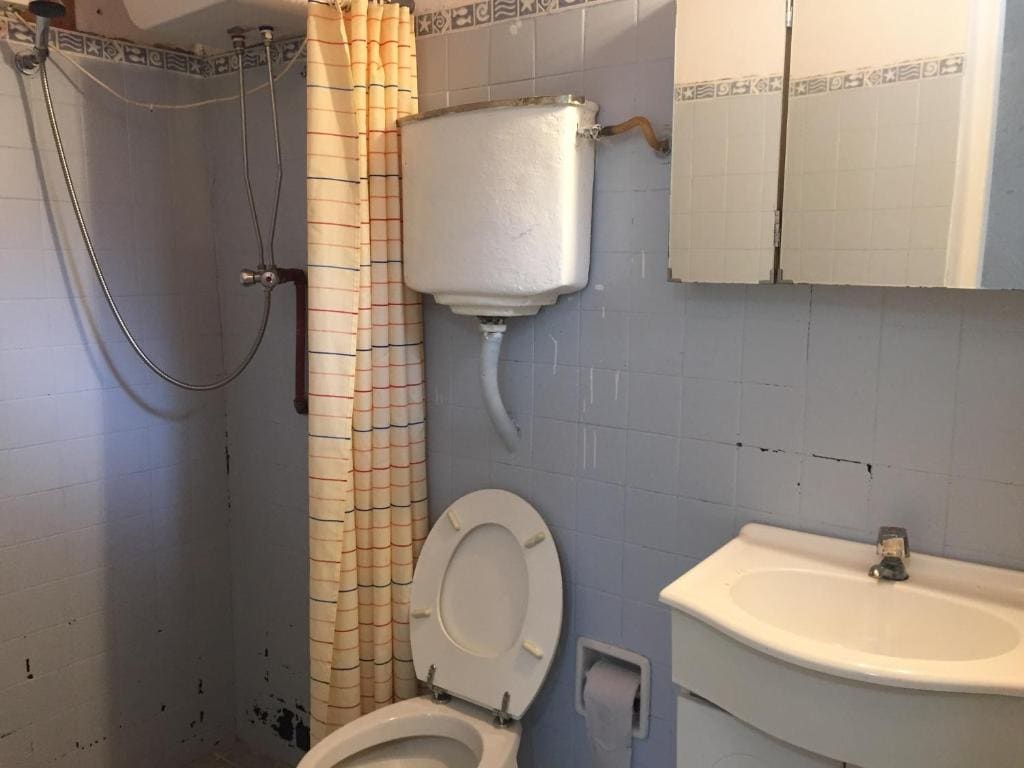 Triple Room with Private Bathroom room - Image 3