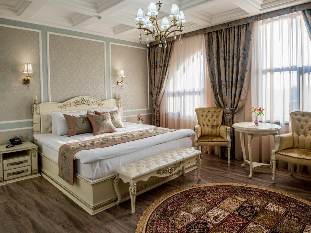 Deluxe Queen Studio room - Image 2