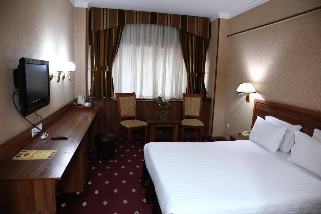 Standard Double or Twin Room room - Image 3