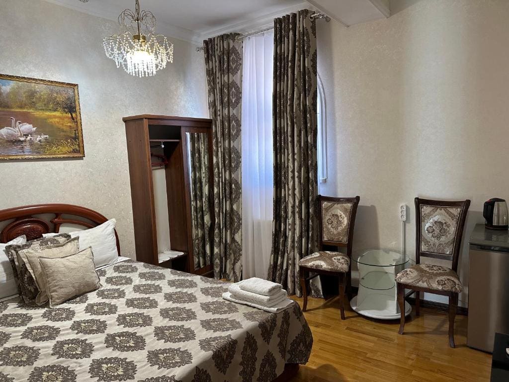 Superior Twin Room room - Image 2
