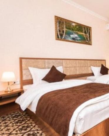 Standard Twin Room room - Image 1