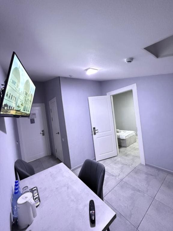 Classic Quadruple Room room - Image 1
