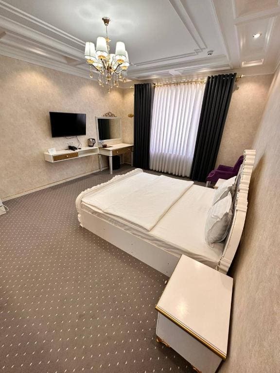 Deluxe Double Room room - Image 2