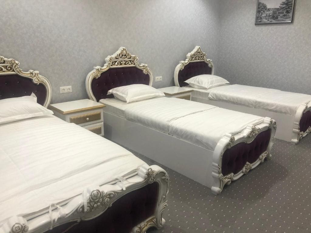 Deluxe Triple Room room - Image 2