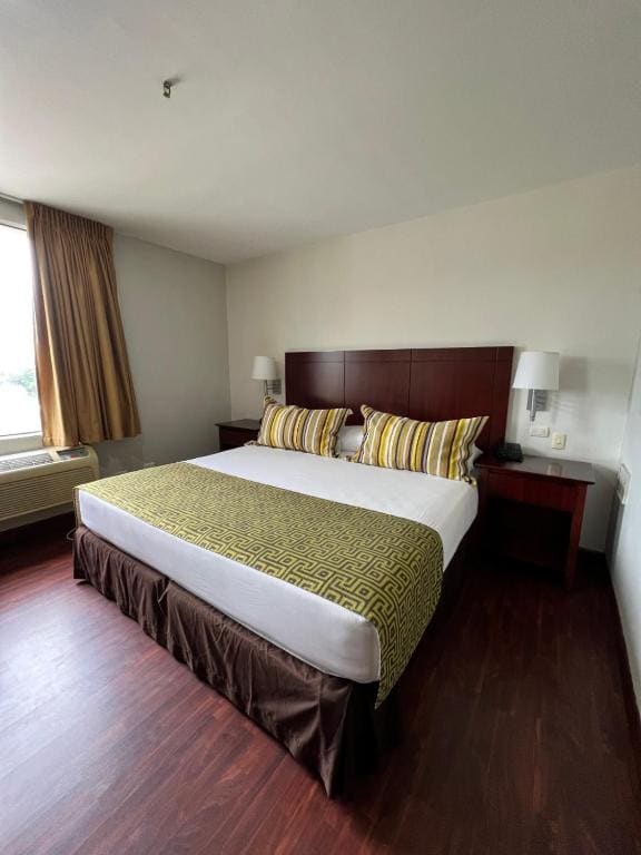 Deluxe Double Room room - Image 3