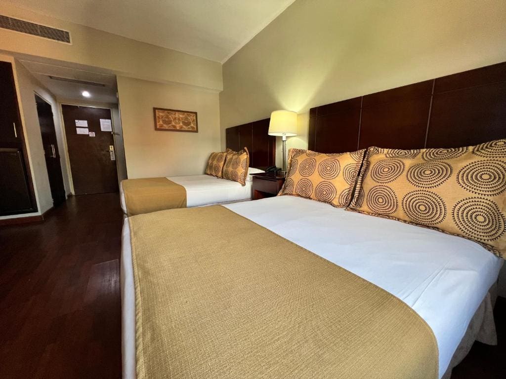 Deluxe Double Room with Two Double Beds room - Image 1