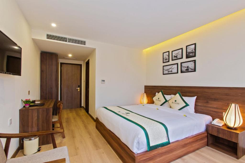 Deluxe Twin Room room - Image 3