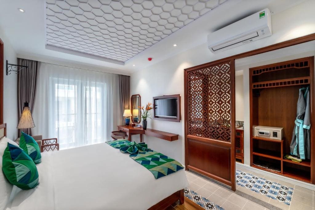 Superior Double or Twin Room room - Image 1