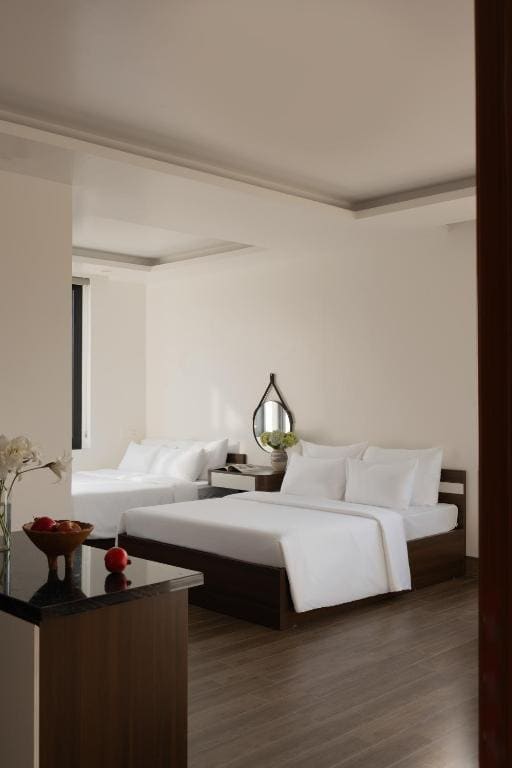 Family Room with Garden View room - Image 1
