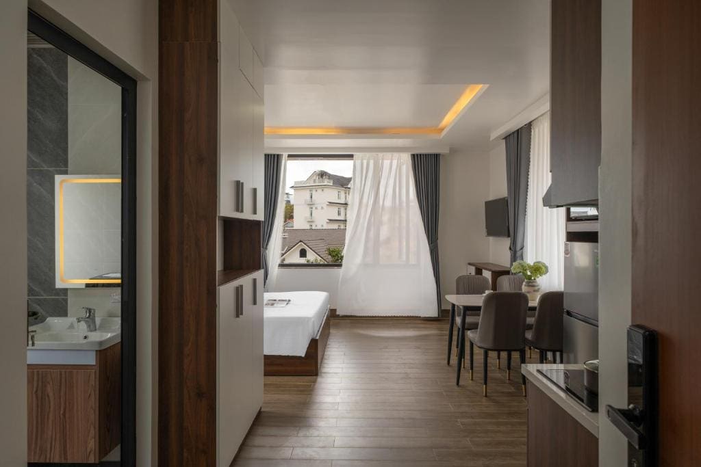 Double Room with Garden View room - Image 2