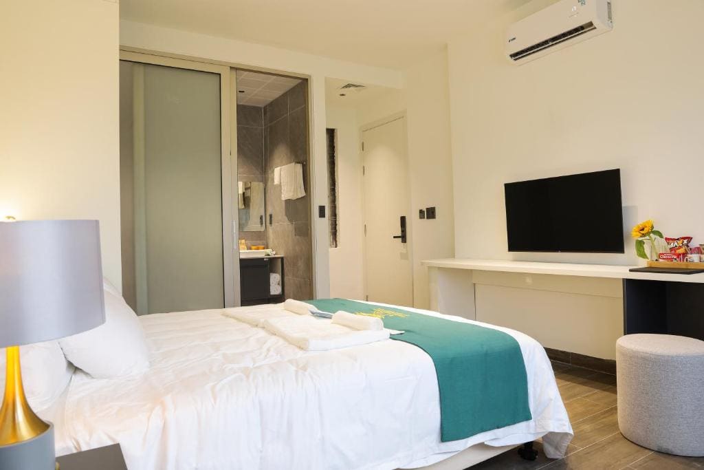 Superior Double Room room - Image 3