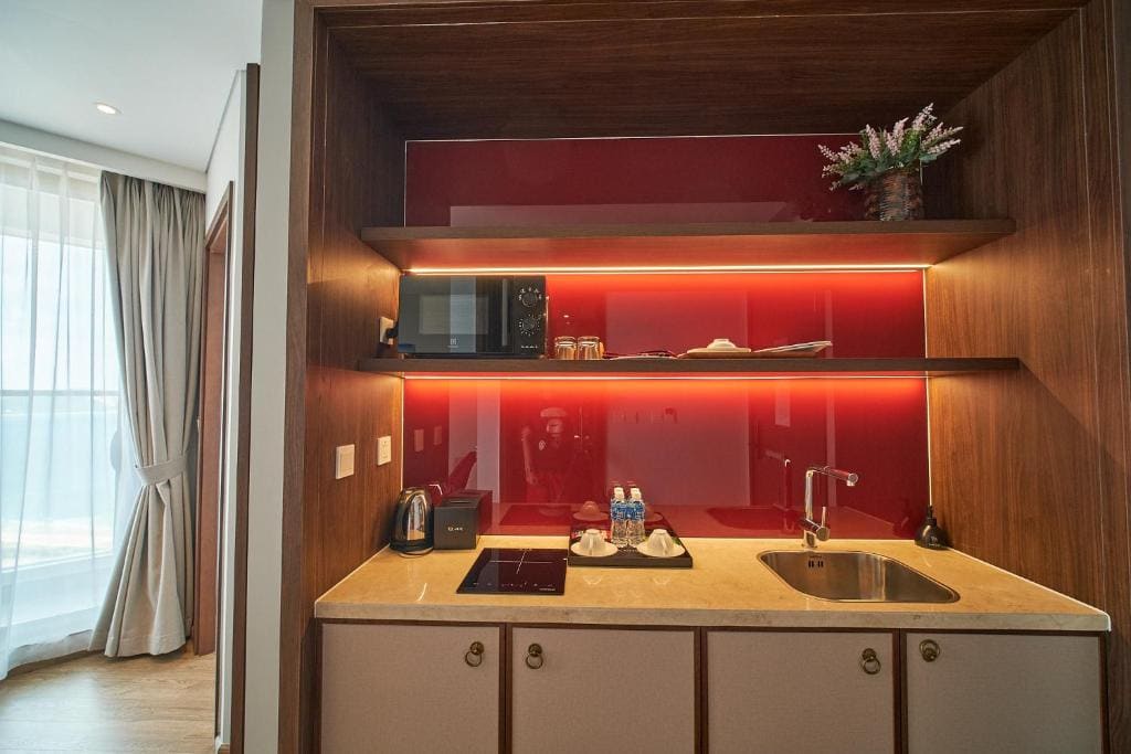 Suite with Sea View room - Image 2