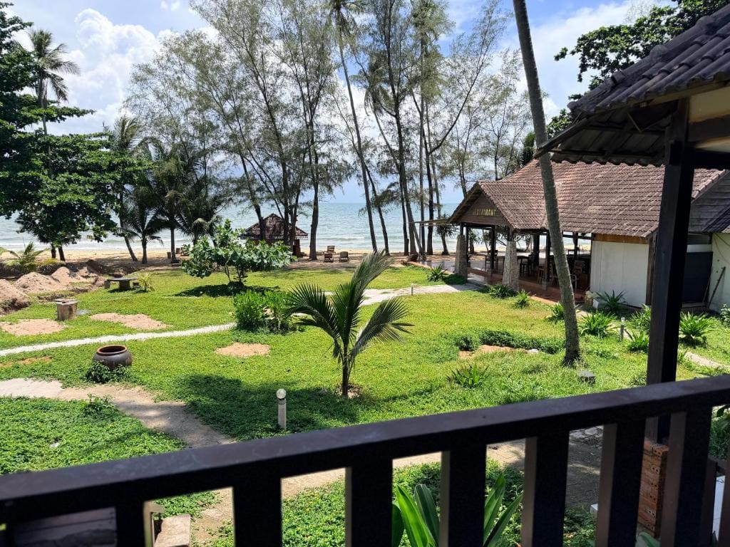 Premier Beach room - Image 3