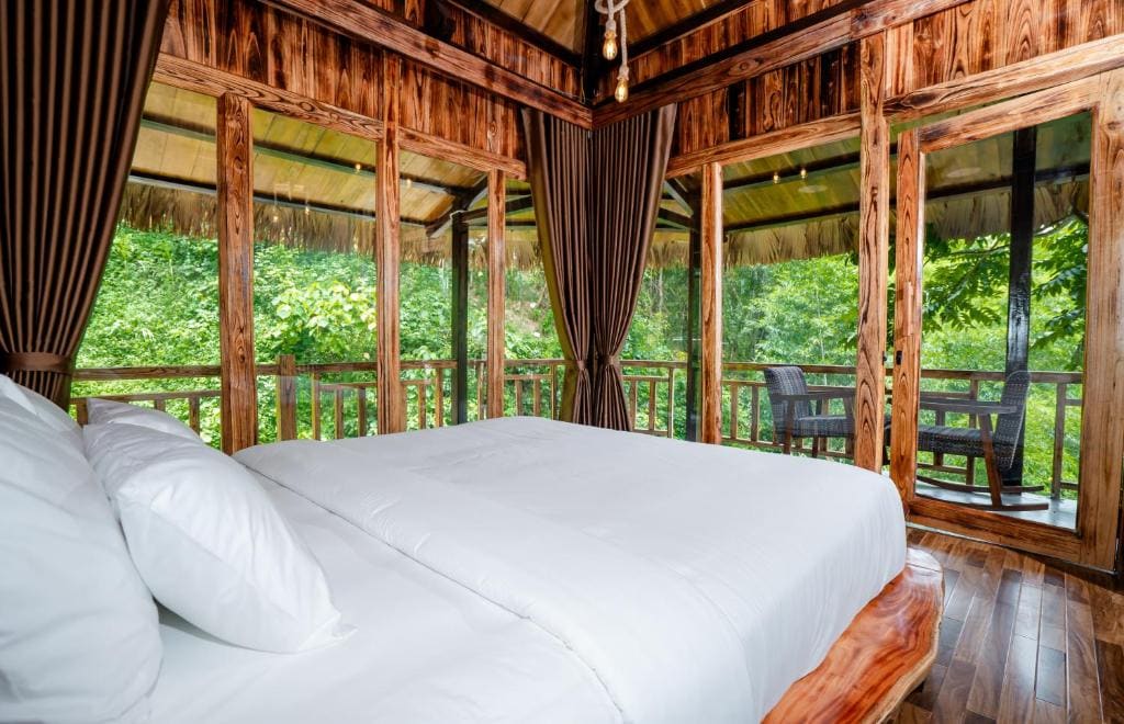 Junior Suite with Mountain View room - Image 3