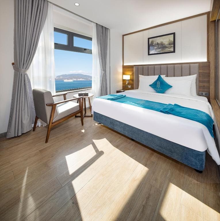 Suite with Sea View room - Image 3