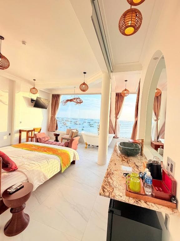 King Room with Sea View room - Image 1
