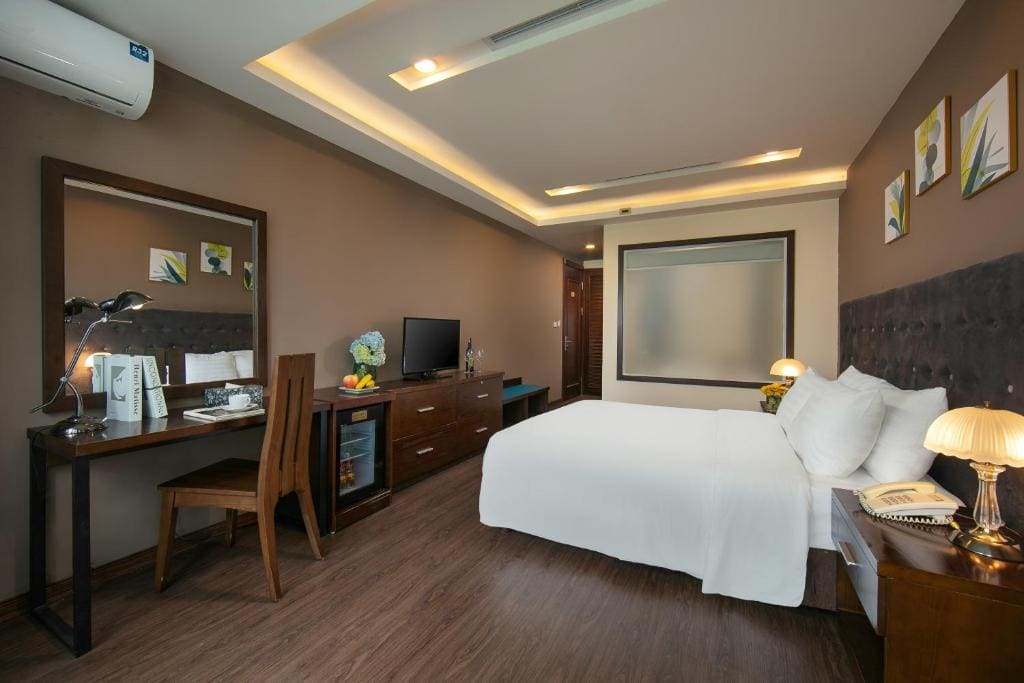Deluxe Double or Twin Room with City View room - Image 1