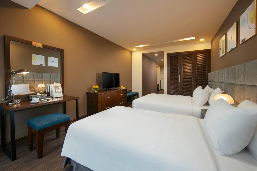 Family Suite with Balcony room - Image 1