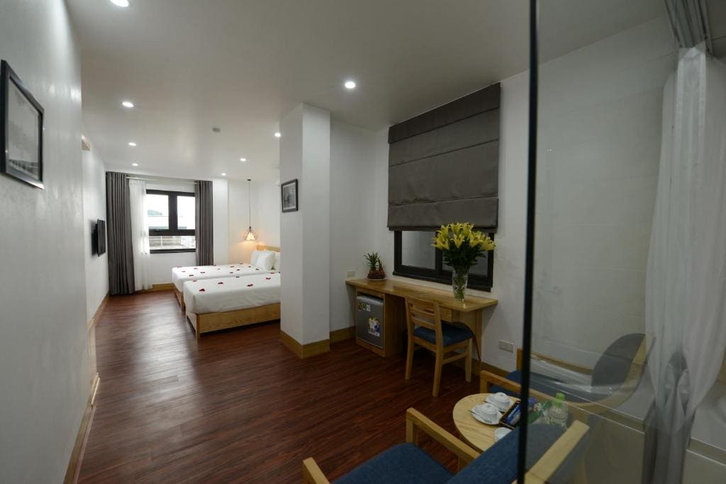 Deluxe Double City view room - Image 3
