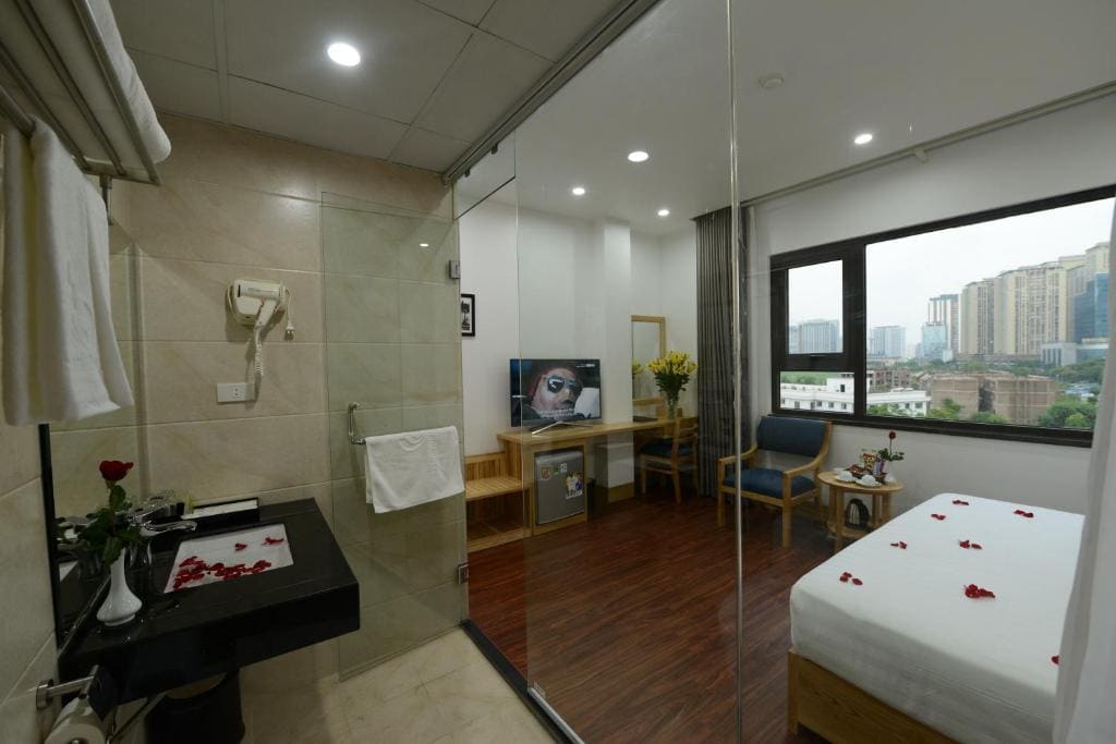 Deluxe Double City view - Day Use Offer (2 Hours) room - Image 1