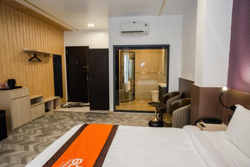 Superior King Room room - Image 3