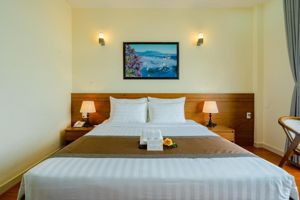 Superior King Room room - Image 2
