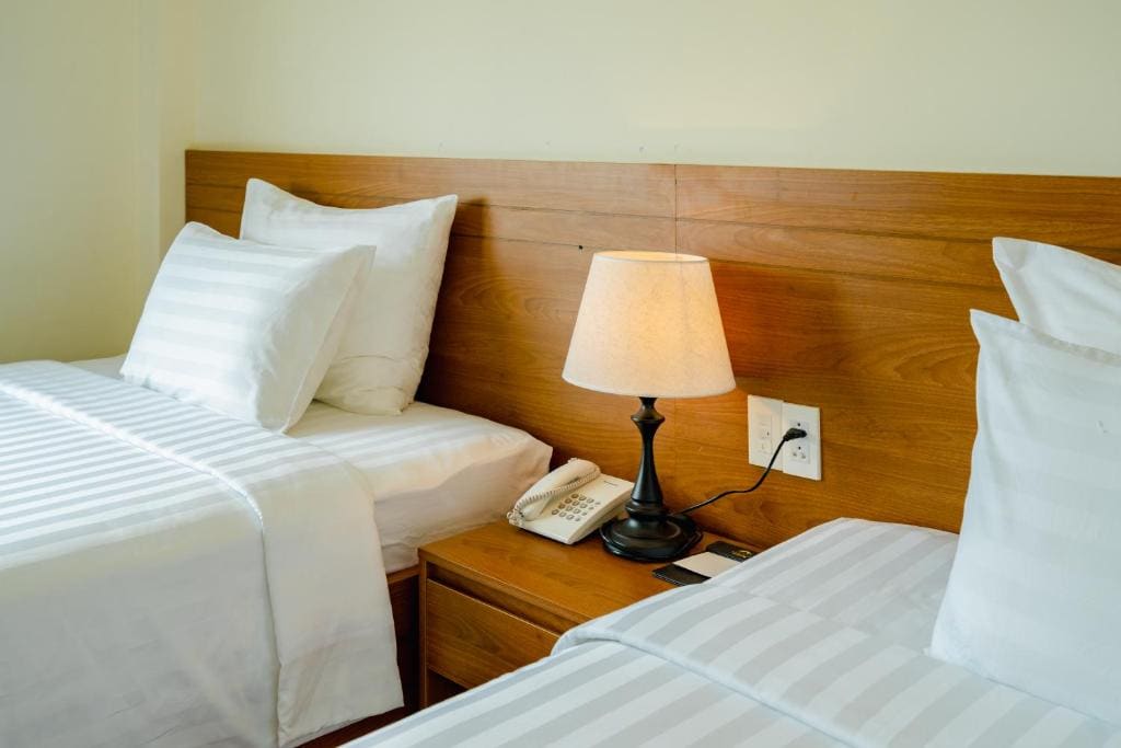 Superior Twin Room with City View room - Image 2