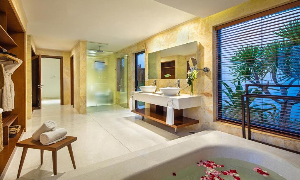 Beach Front Villa with Private Pool room - Image 3