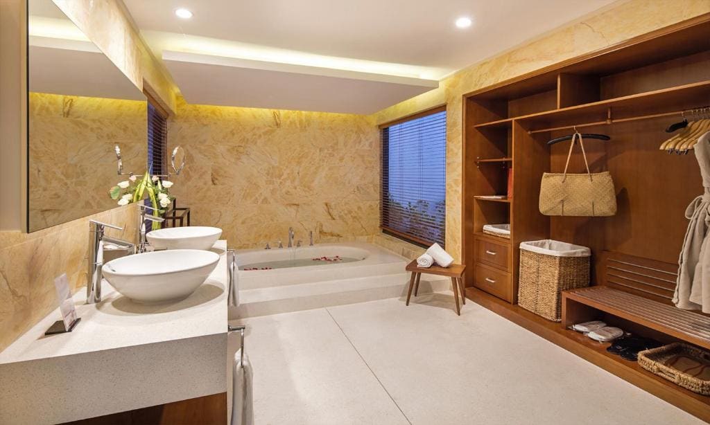 Beach Front Villa with Private Pool room - Image 2