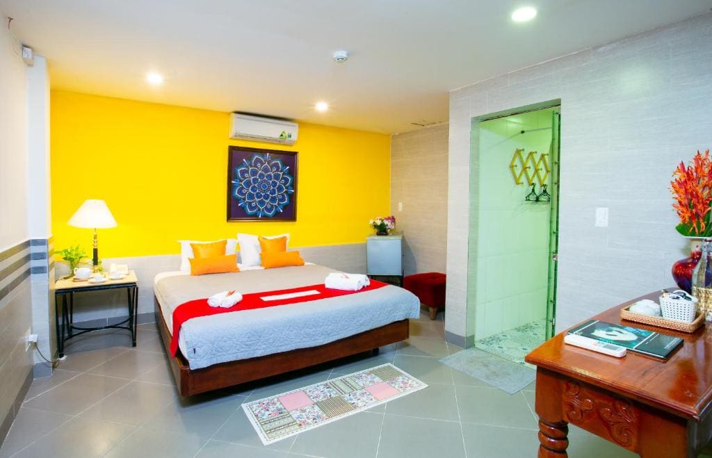 Double Room with Private Bathroom room - Image 1