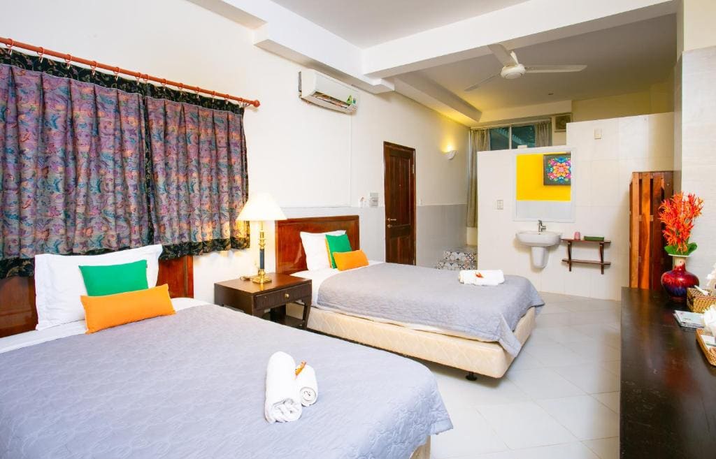 Two-Bedroom Villa room - Image 2