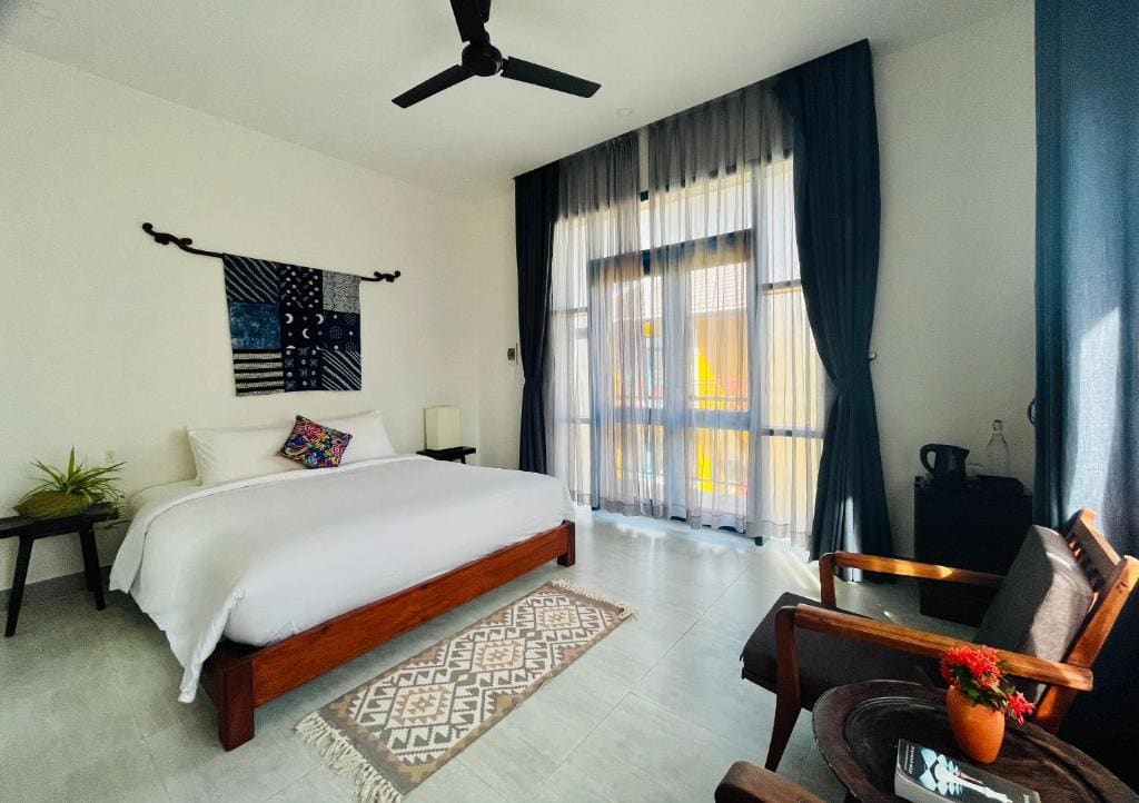 Deluxe Double Room with Balcony room - Image 2