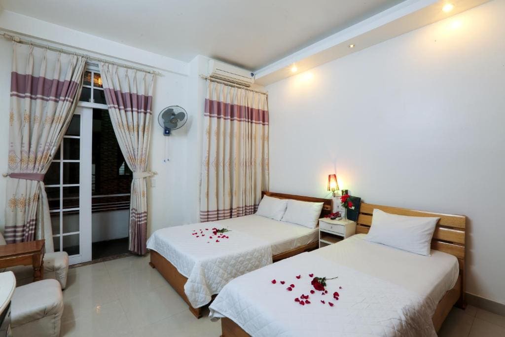 Triple Room with Balcony room - Image 3