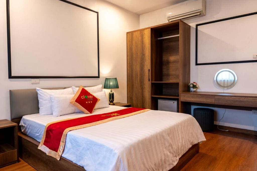 King Room with Balcony room - Image 3