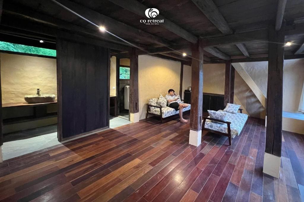 Mixed Dormitory Room room - Image 3
