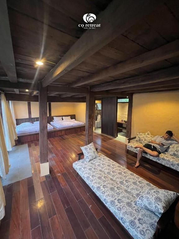 Mixed Dormitory Room room - Image 1