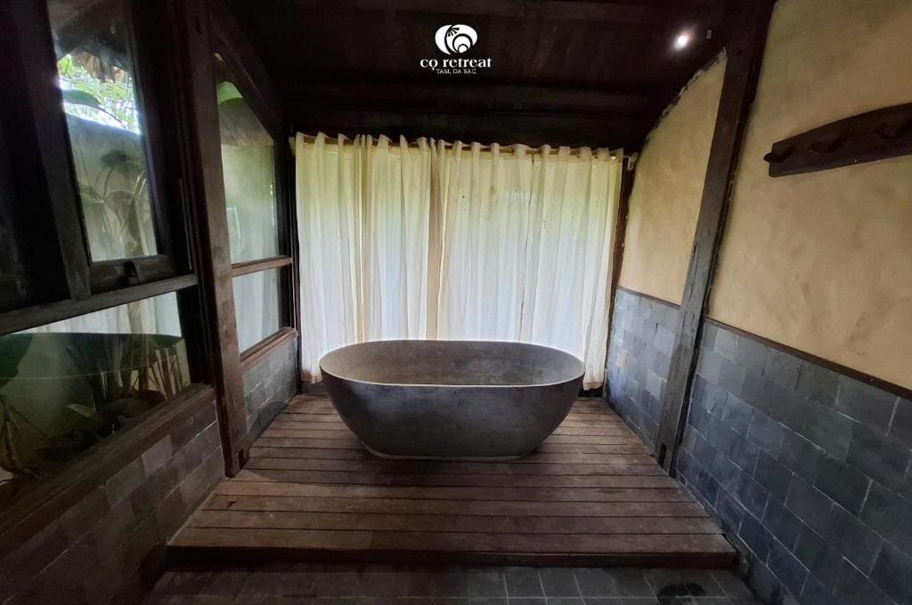 Deluxe Bungalow with Garden View room - Image 2