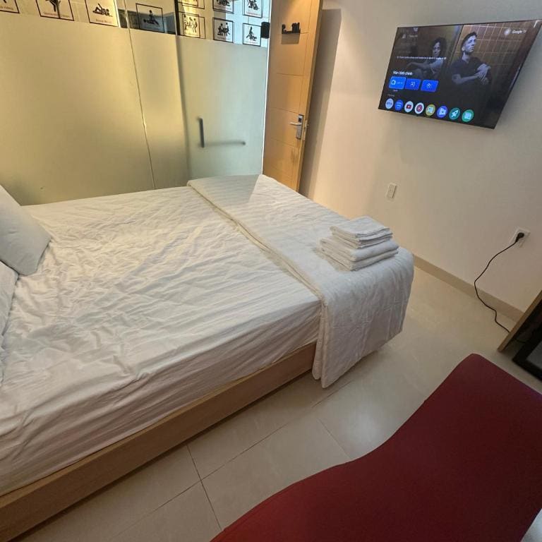 Large Double Room room - Image 2