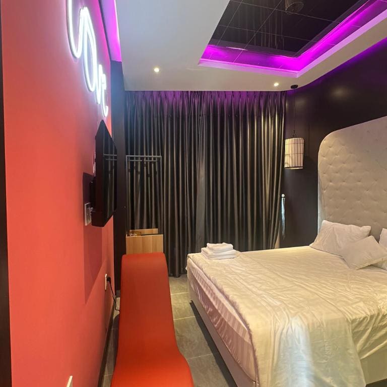 Deluxe Room room - Image 2