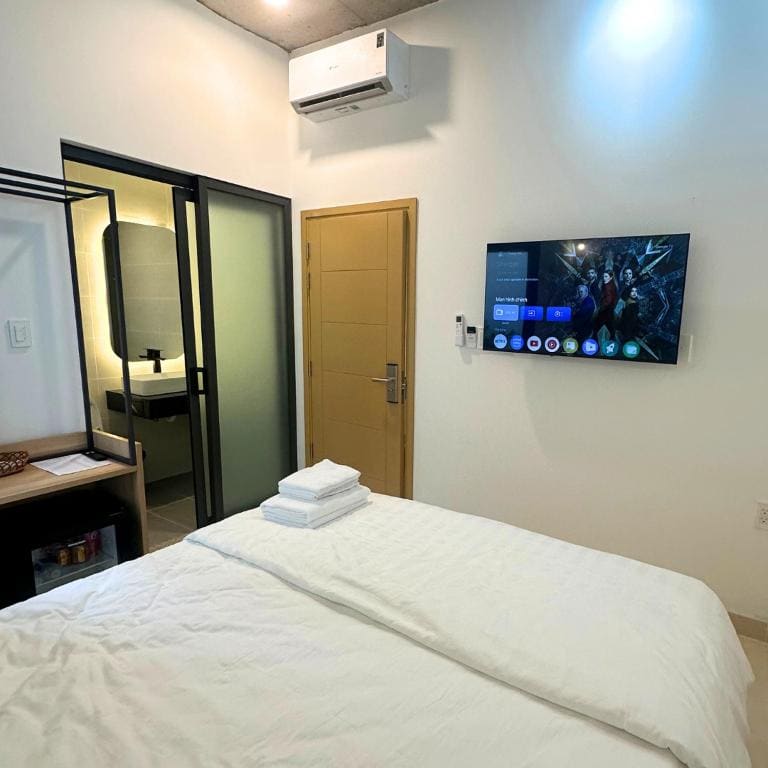 Double Room with Private Bathroom room - Image 2