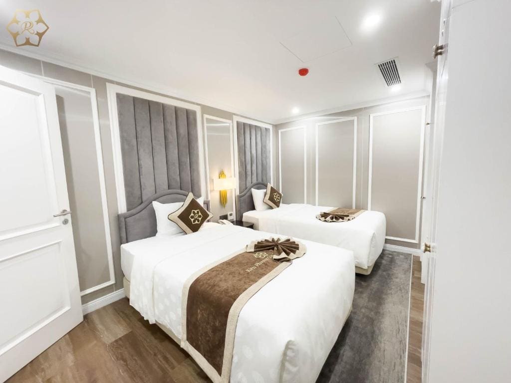Suite Apartment room - Image 3