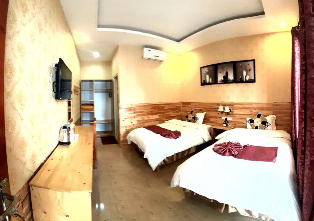 Deluxe Double or Twin Room with Garden View room - Image 1