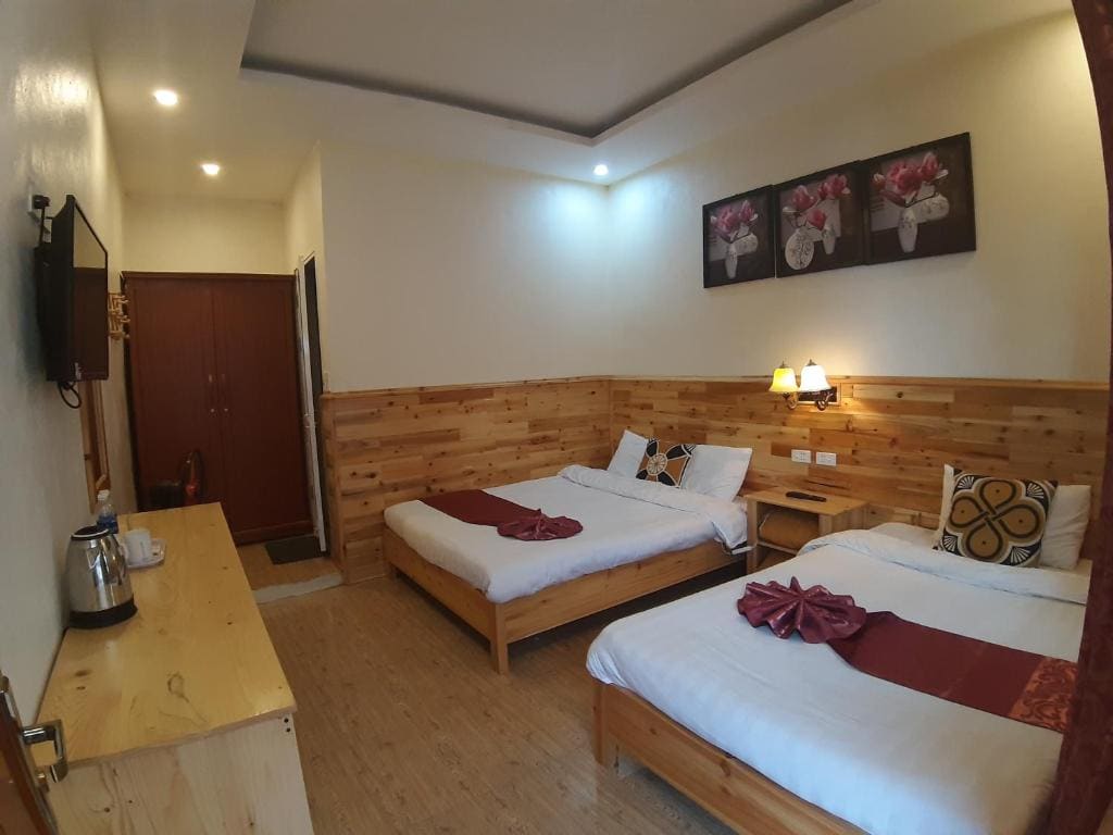 Family Room with Garden View room - Image 1