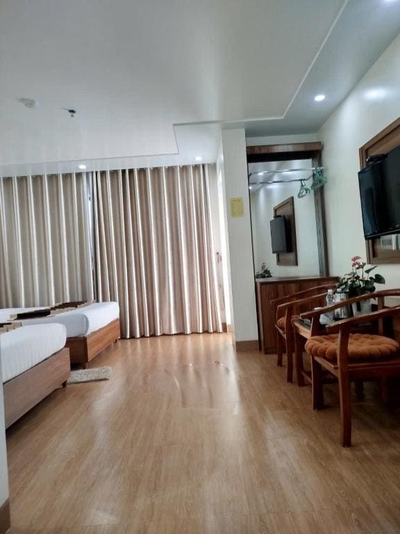 Superior Suite with Sea View room - Image 1