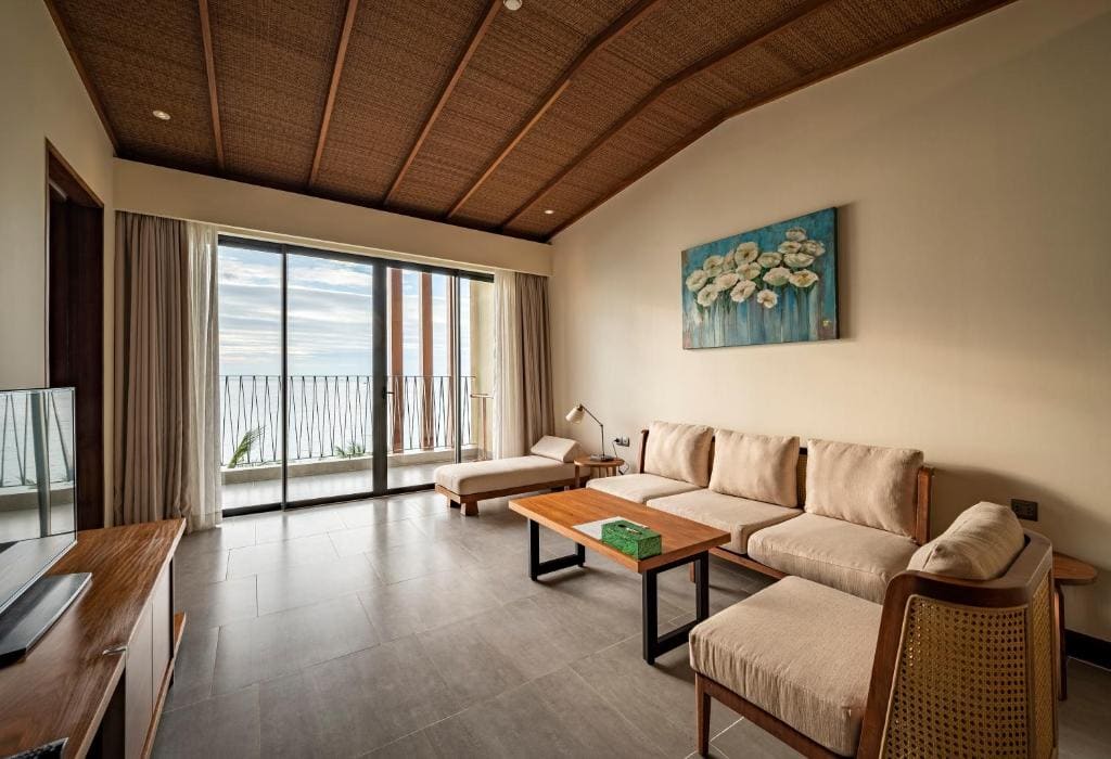 Executive Suite room - Image 3