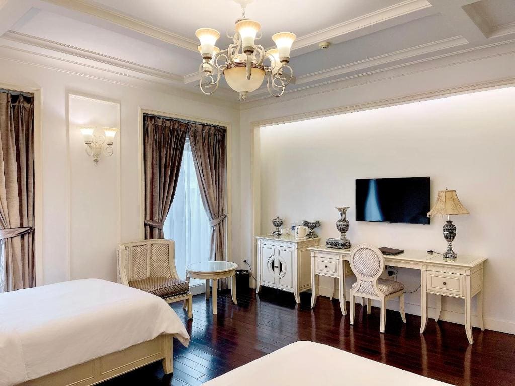 Deluxe Twin Room room - Image 1