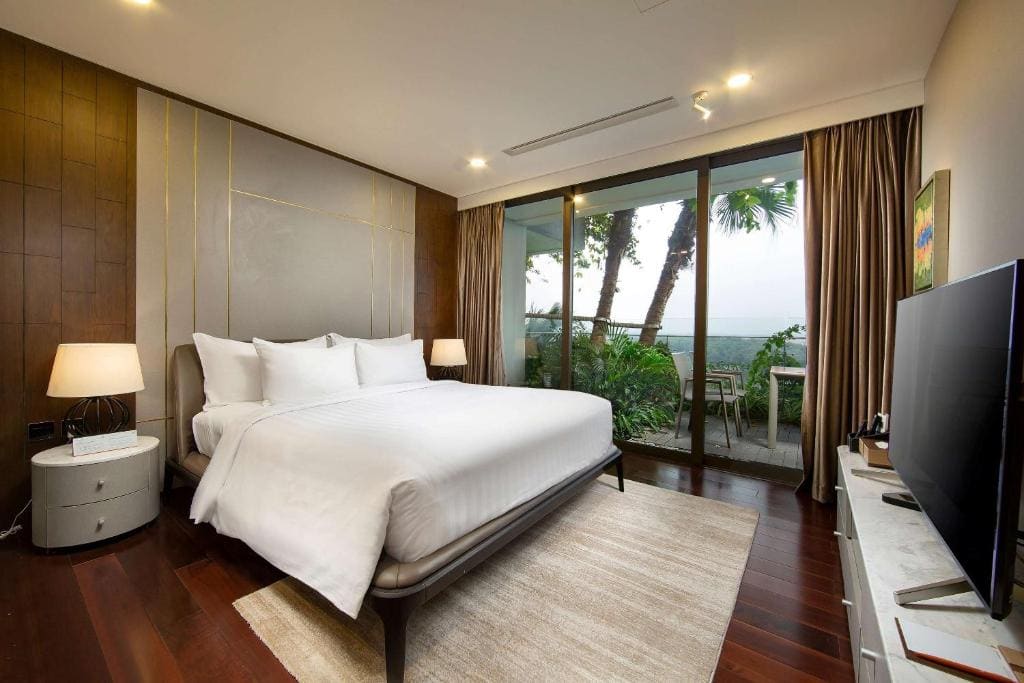Premier Sky King room - Image 3