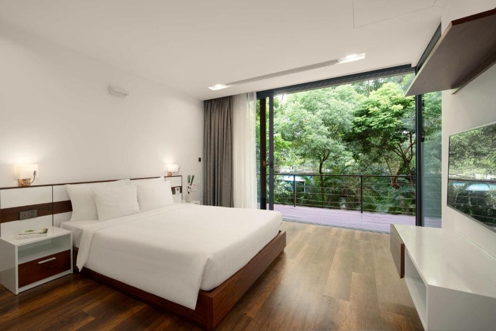 Deluxe Sky King room - Image 3