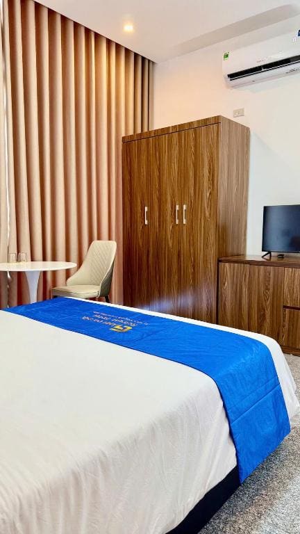 Deluxe Double Room with Sea View room - Image 2