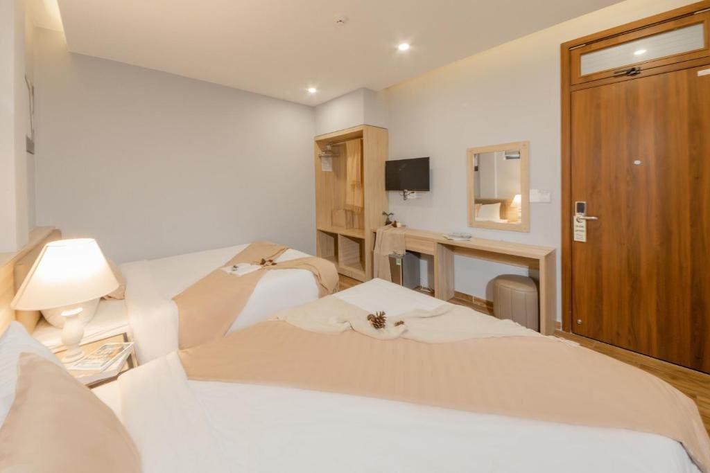 Standard Family Room room - Image 3